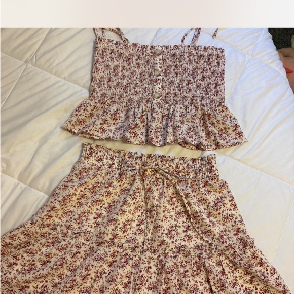 Paper Crane Floral Two Piece Skirt and Top Set - Picture 1 of 4